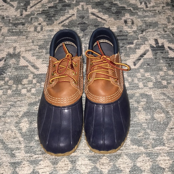 ankle high duck boots